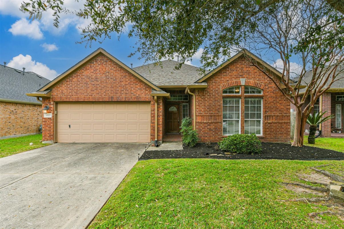 Attached, Exterior, Facade, Brick Facade, Brick Traditional