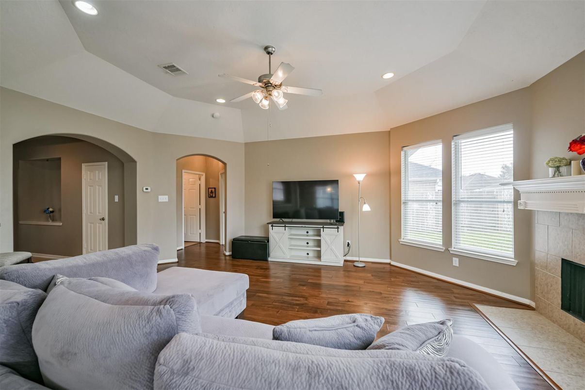 Fireplace, Interior, Living room, Recessed Lighting, Wood Texture Flooring