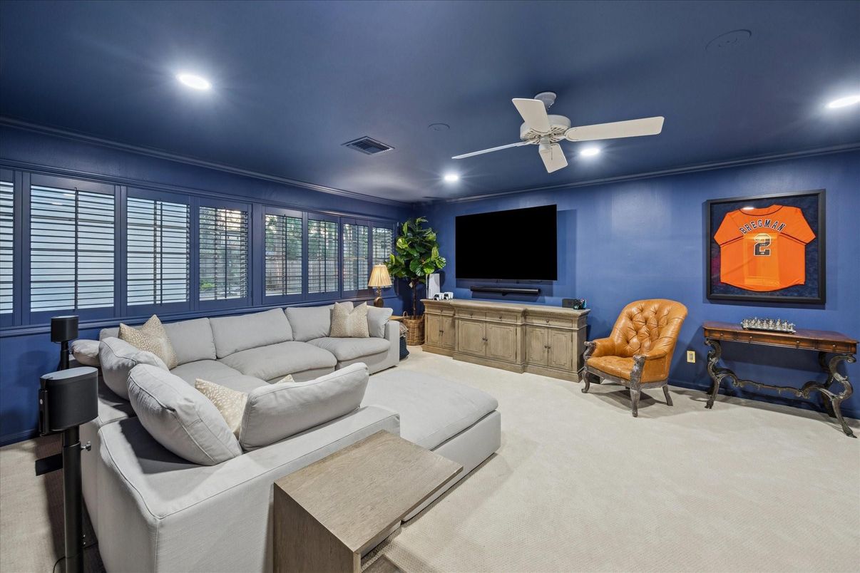 Interior, Living room, Recessed Lighting