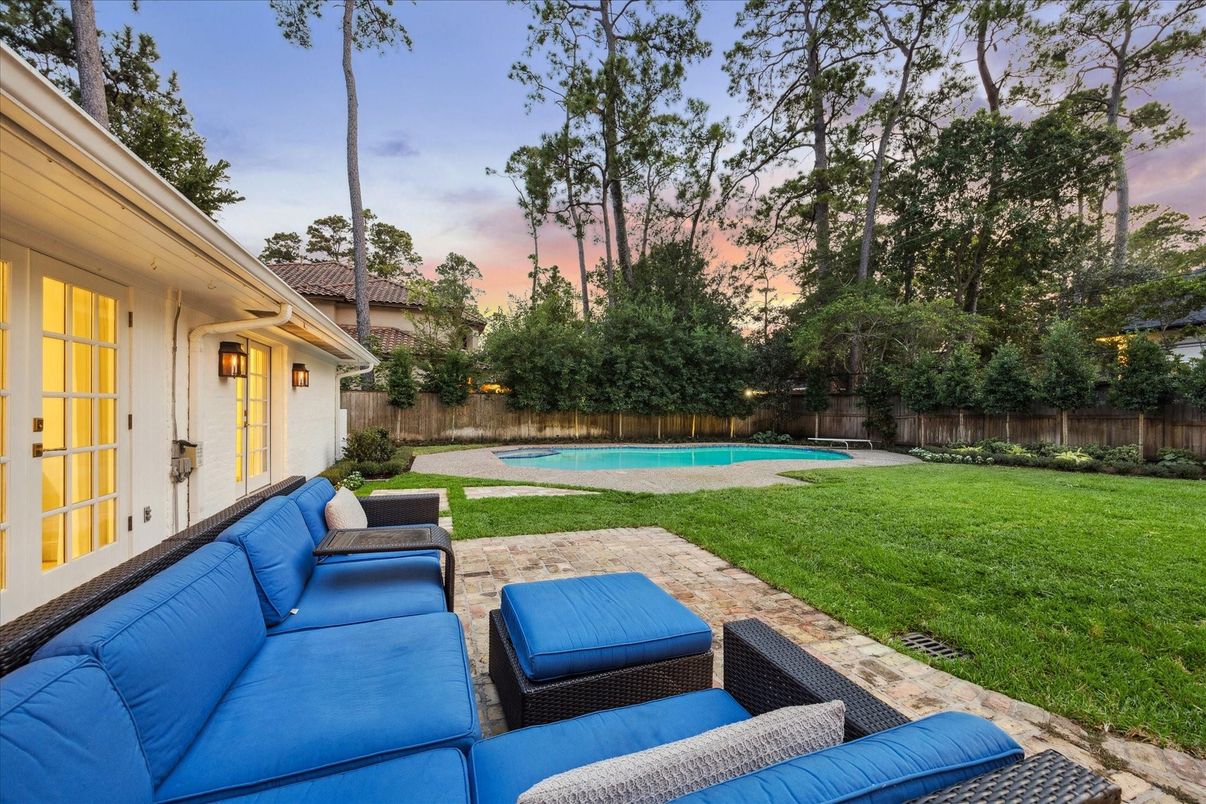Backyard, Exterior, Pool
