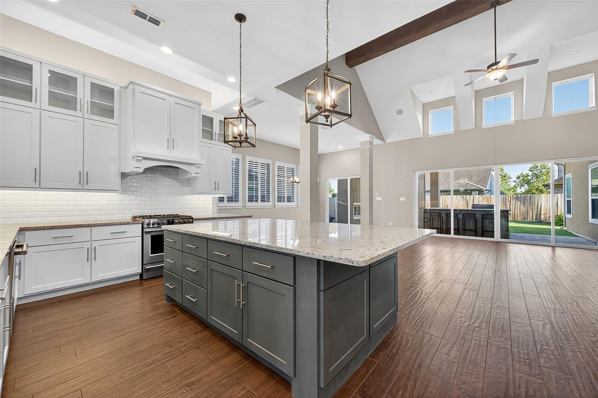 Interior, Kitchen, Pendant Lights, Recessed Lighting, Wooden Beams, Wood Texture Flooring