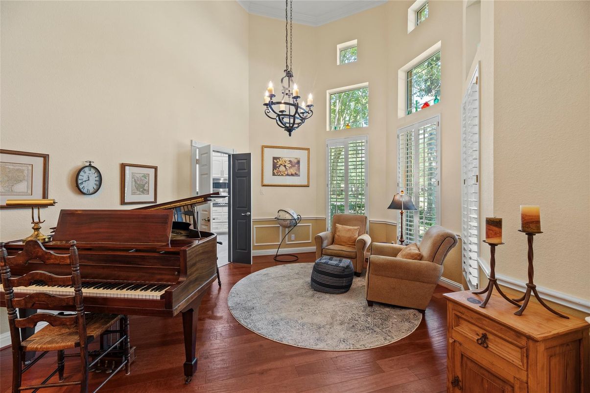 Chandelier, Interior, Living room, Piano, Wood Texture Flooring