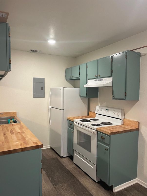 Interior, Kitchen, Recessed Lighting