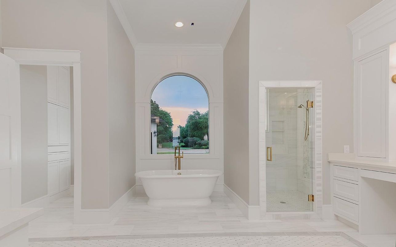 Bathroom, Free Standing Baths, Glass Shower, Interior, Marble, Recessed Lighting