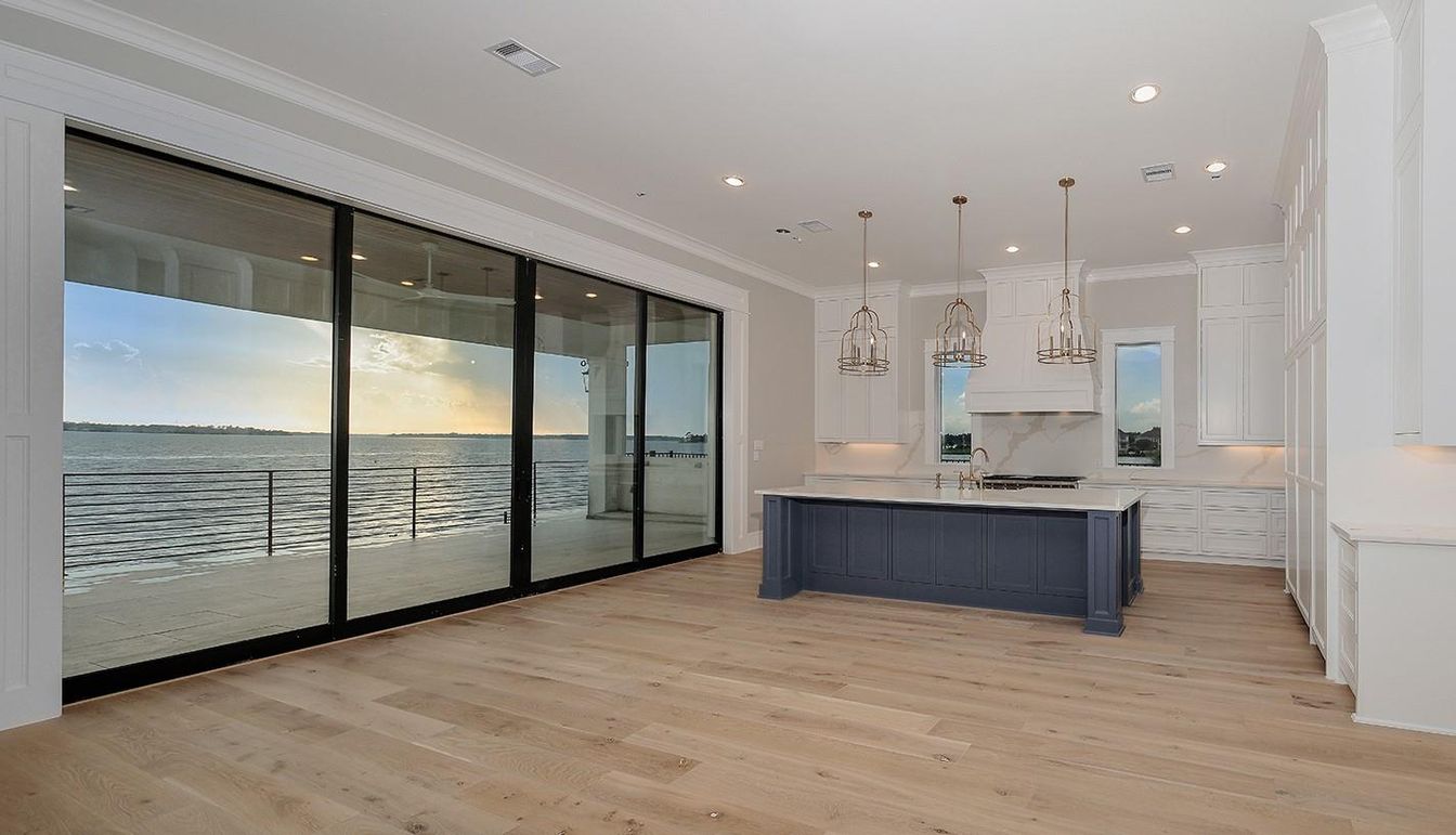 Interior, Kitchen, Pendant Lights, Recessed Lighting, Water, Wood Texture Flooring