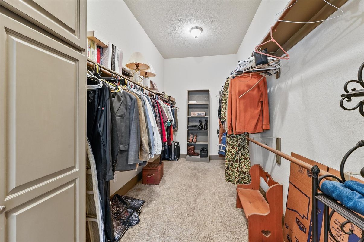 Interior, Walk-in Closets