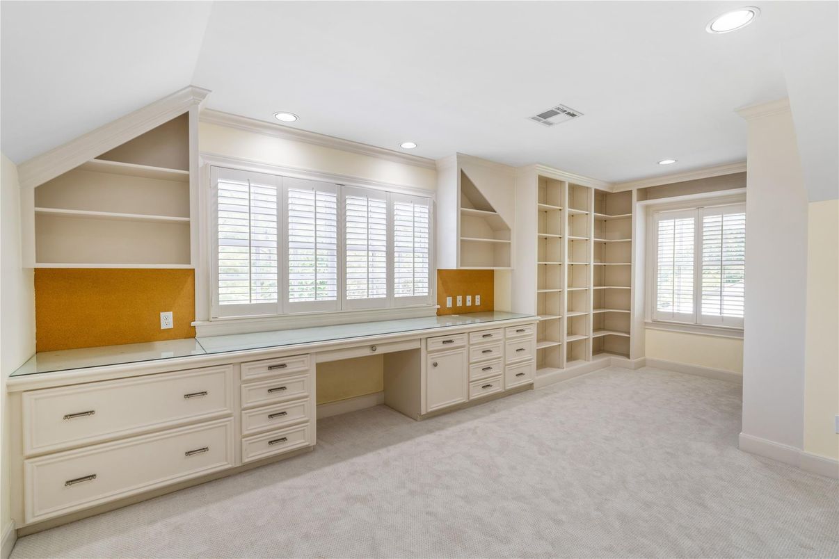 Interior, Recessed Lighting
