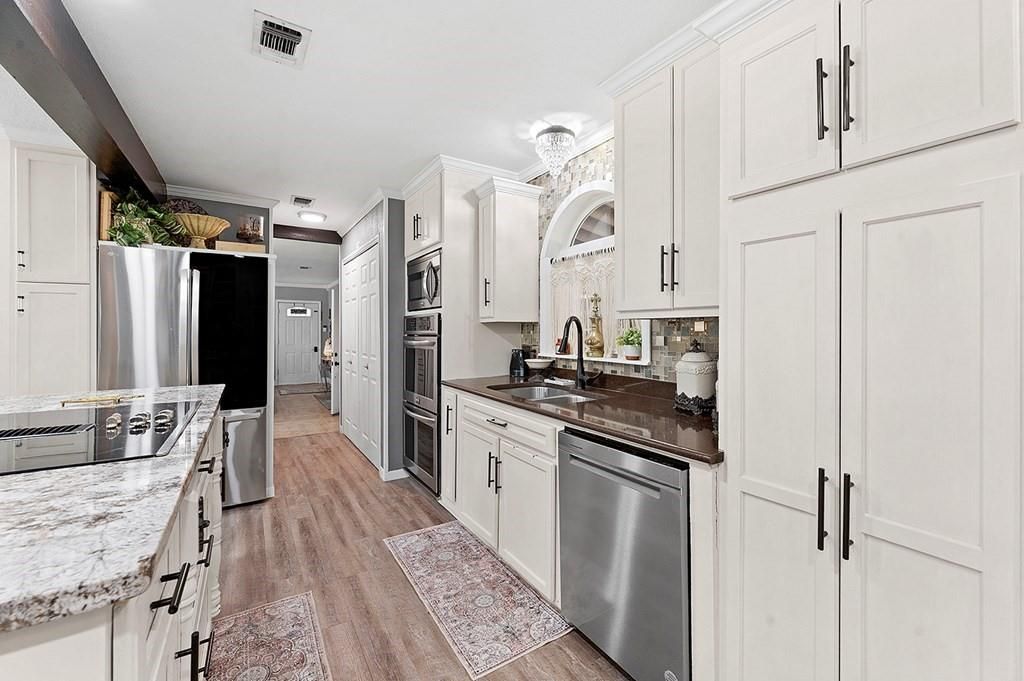 Interior, Kitchen, Stainless Steel Appliances, Wood Texture Flooring
