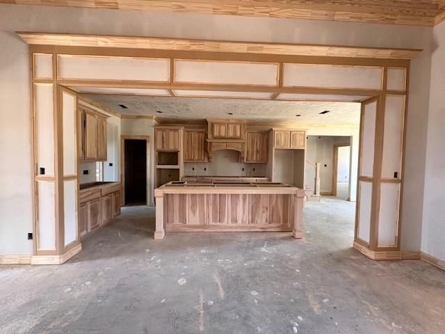 Hot Tub, Interior, Wooden Beams