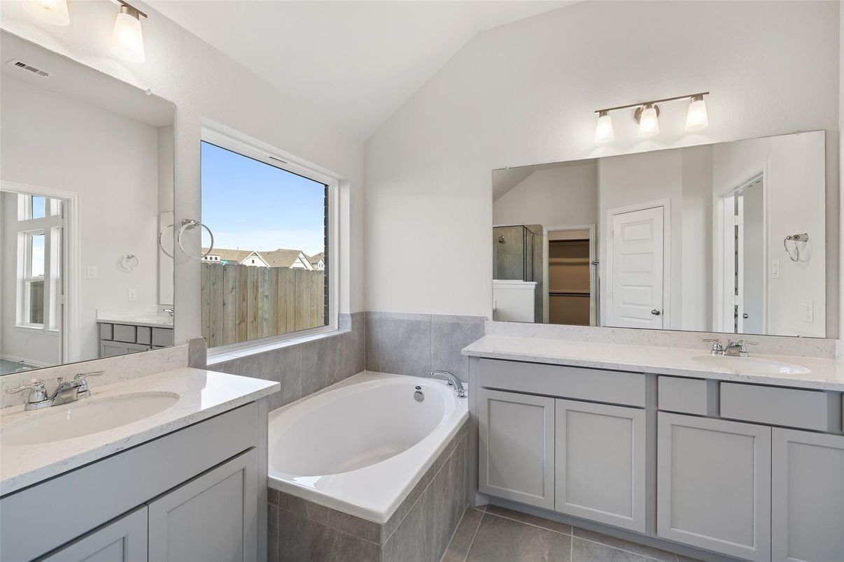 Bathroom, Dual Sink Vanities, Interior