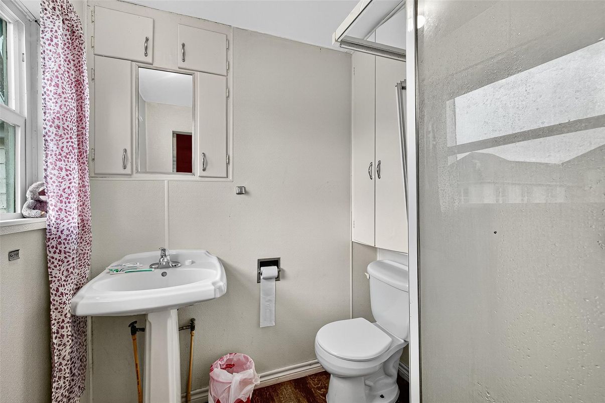 Bathroom, Interior, Wood Texture Flooring
