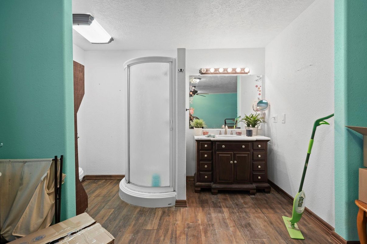 Bathroom, Interior, Wood Texture Flooring