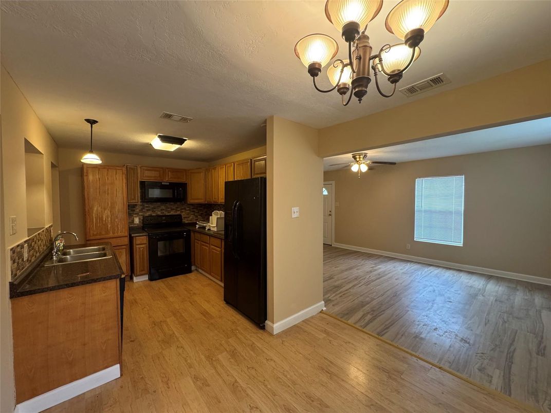 Chandelier, Interior, Kitchen, Wood Texture Flooring