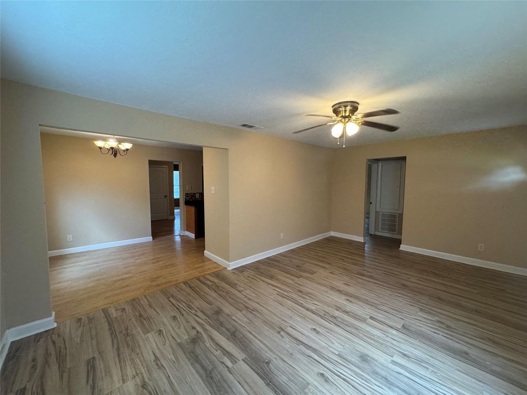 Chandelier, Empty room, Interior, Wood Texture Flooring