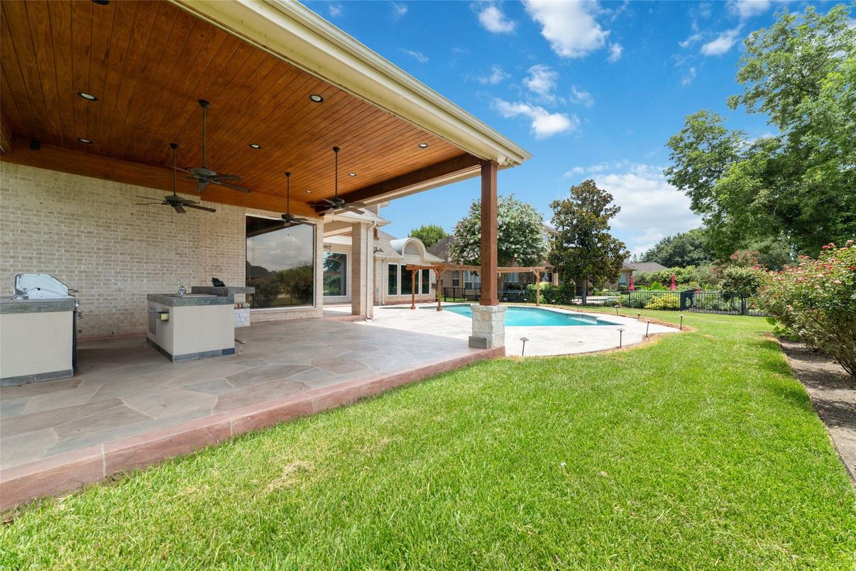 Backyard, Exterior, Outdoor Kitchen, Pool