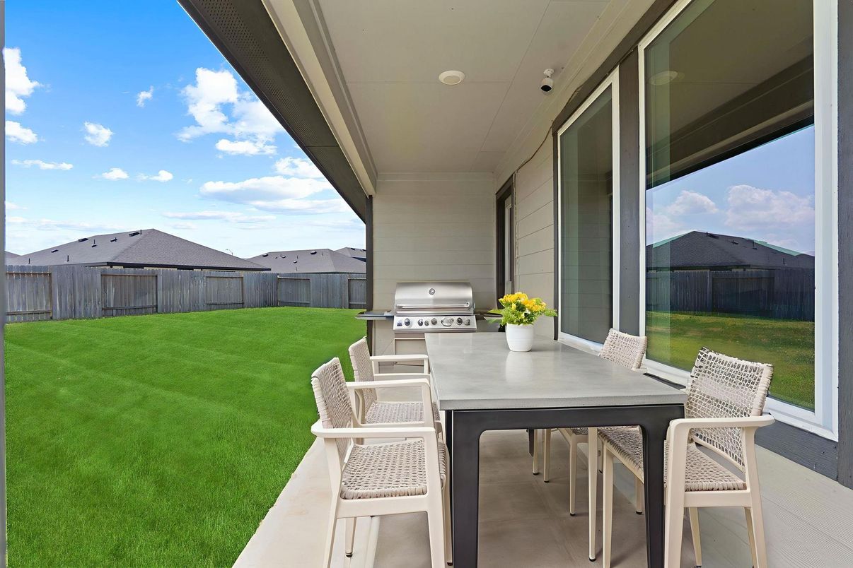 Backyard, Exterior