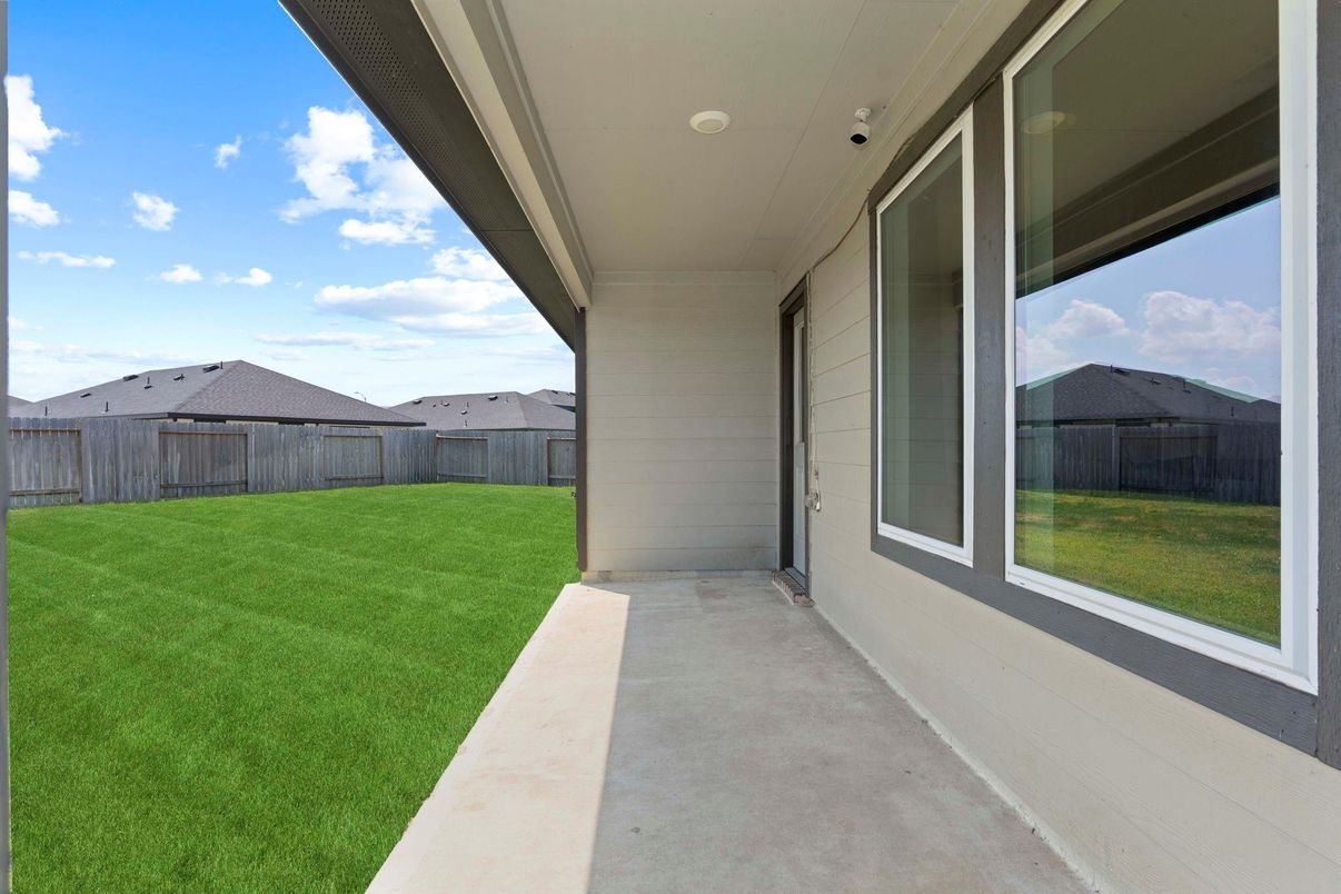 Backyard, Exterior