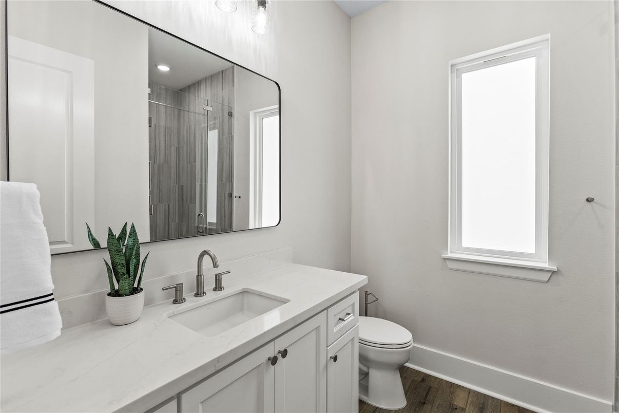 Bathroom, Interior, Recessed Lighting, Wood Texture Flooring