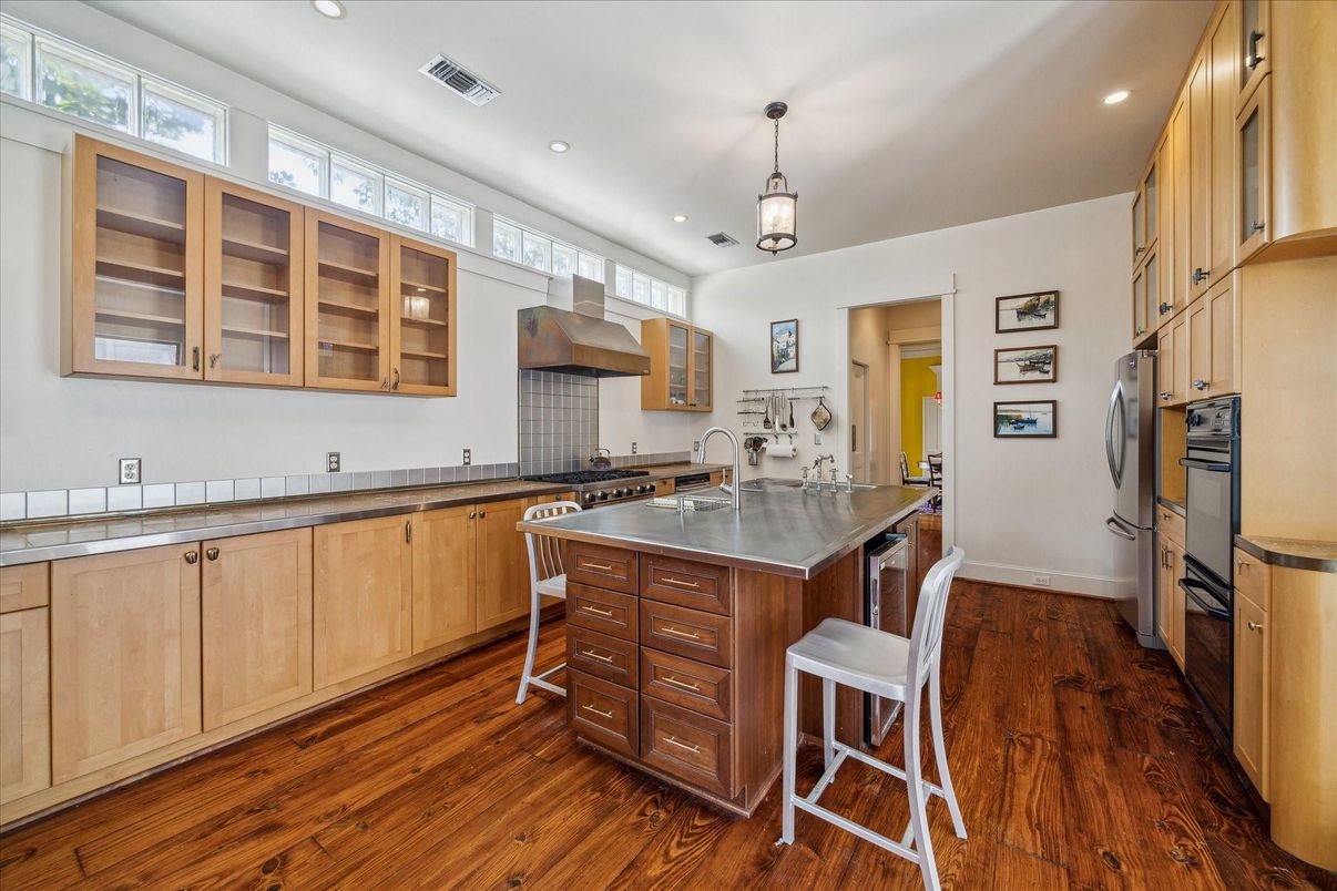 Interior, Kitchen, Pendant Lights, Recessed Lighting, Wood Texture Flooring