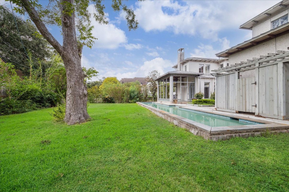 Backyard, Exterior, Pool