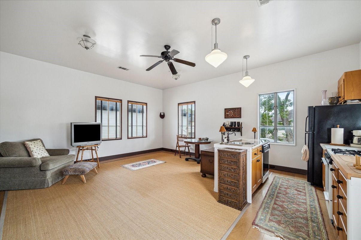 Interior, Kitchen, Pendant Lights