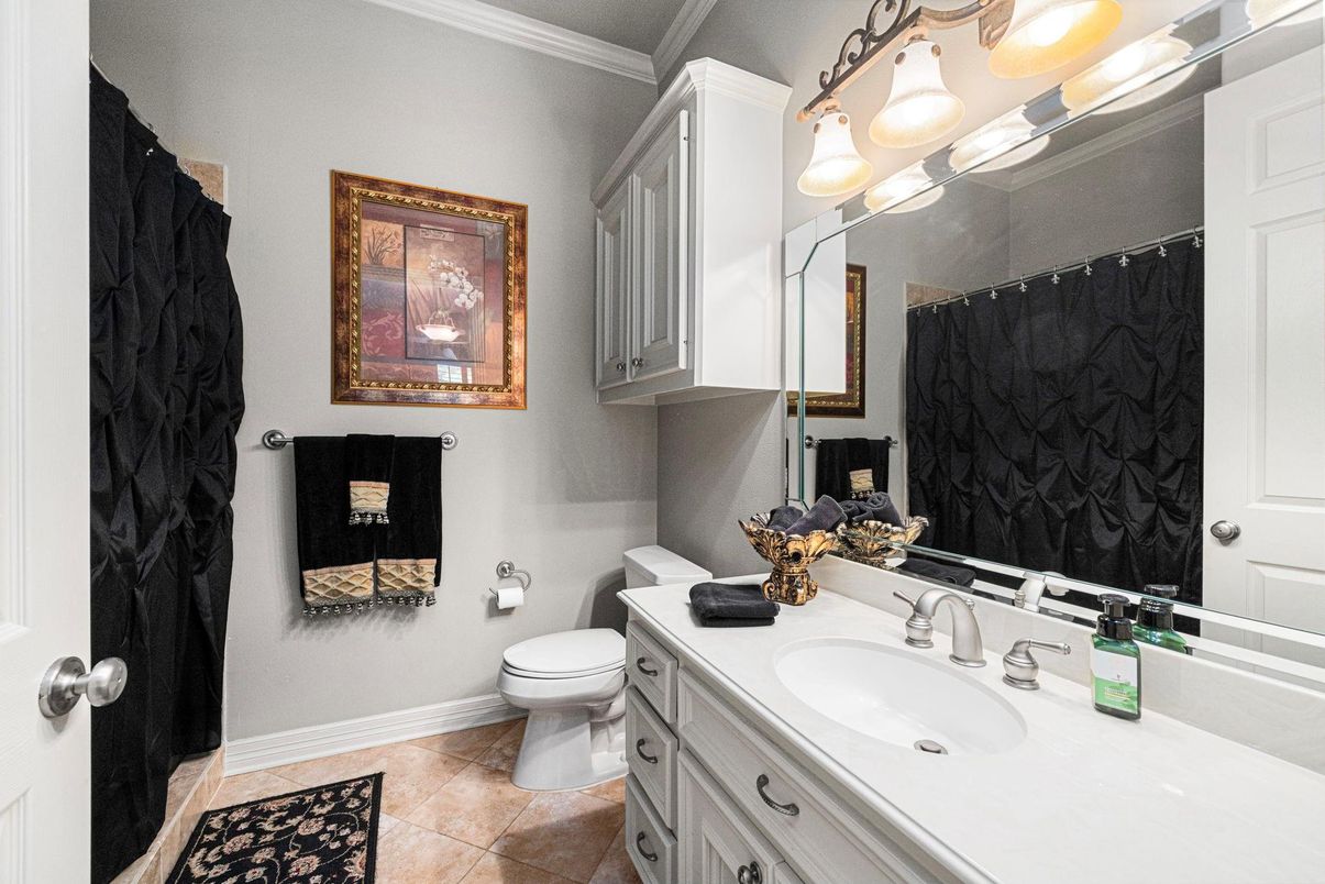 Bathroom, Interior