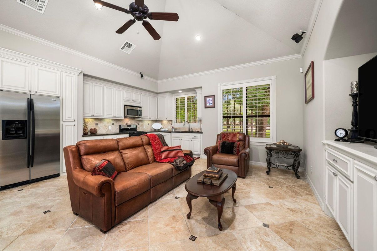 Interior, Kitchen, Living room, Recessed Lighting, Stainless Steel Appliances