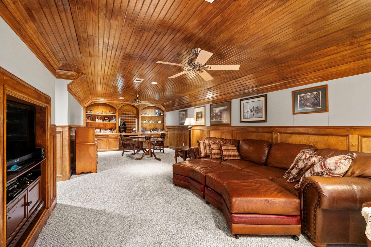 Dining room, Interior, Living room, Recessed Lighting, Wooden Ceilings