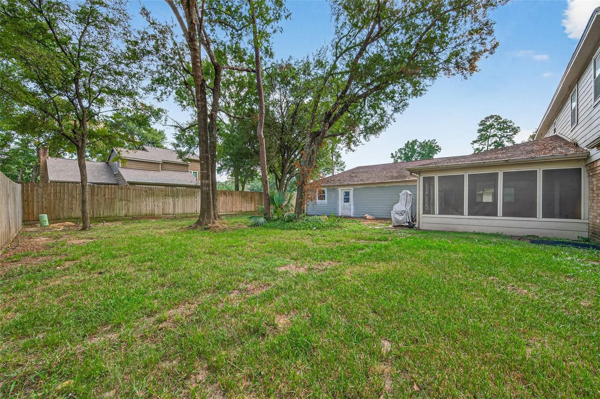 Backyard, Exterior
