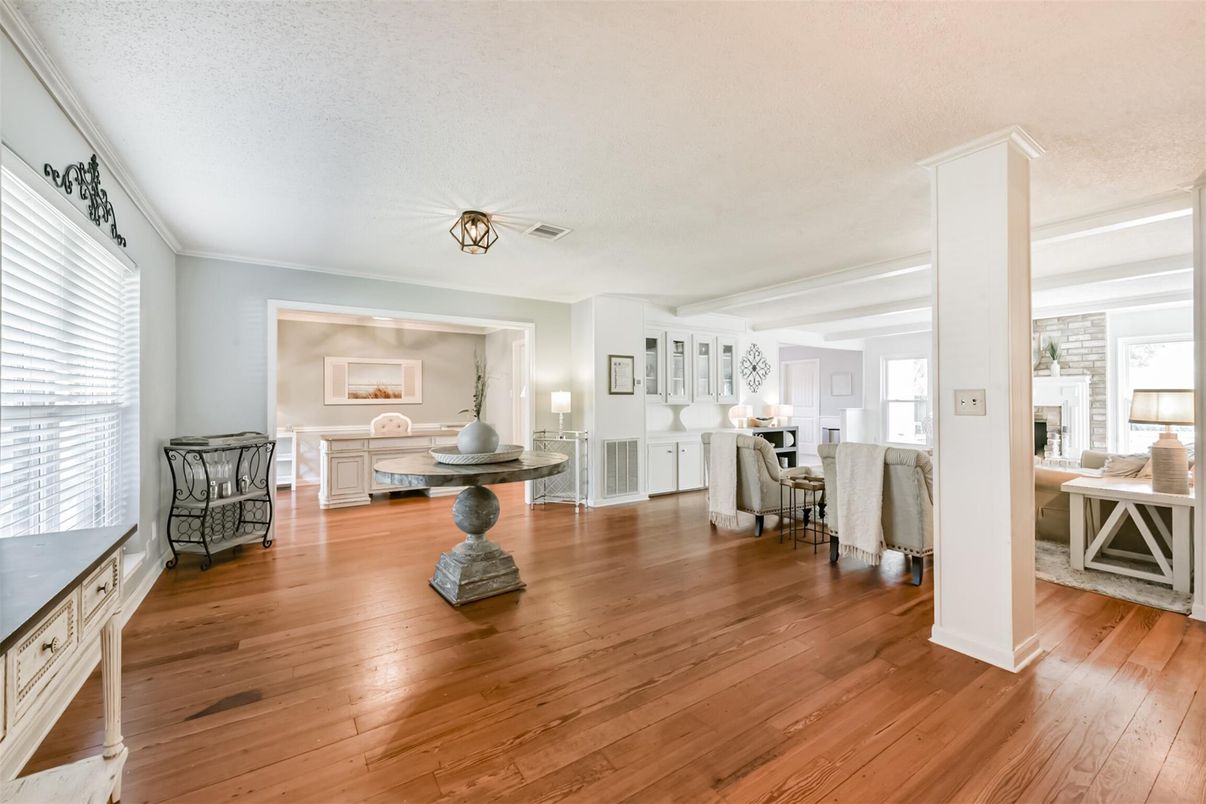 Dining room, Fireplace, Interior, Wood Texture Flooring