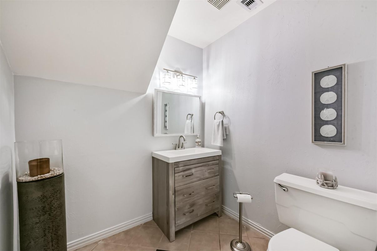 Bathroom, Interior