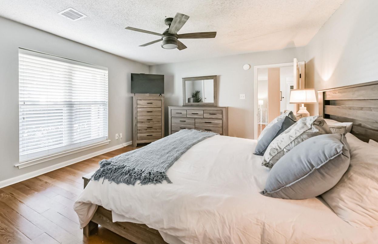 Bedroom, Interior, Wood Texture Flooring