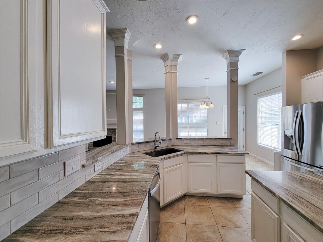 Interior, Kitchen, Pendant Lights, Recessed Lighting