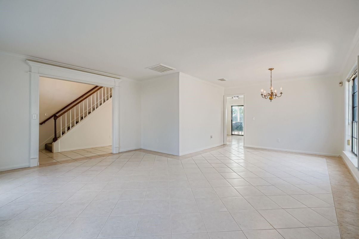 Chandelier, Empty room, Interior