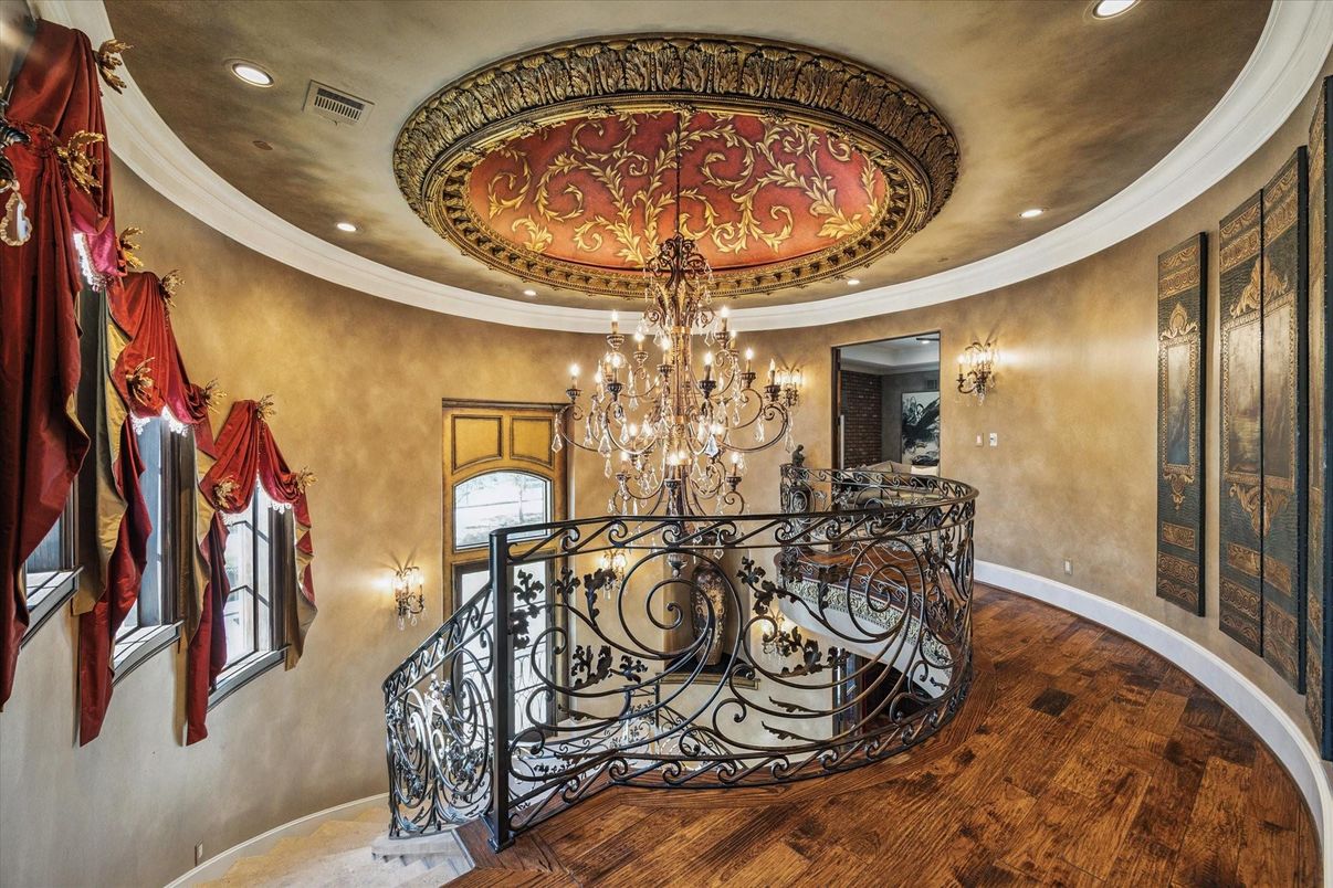 Chandelier, Interior, Recessed Lighting, Wood Texture Flooring