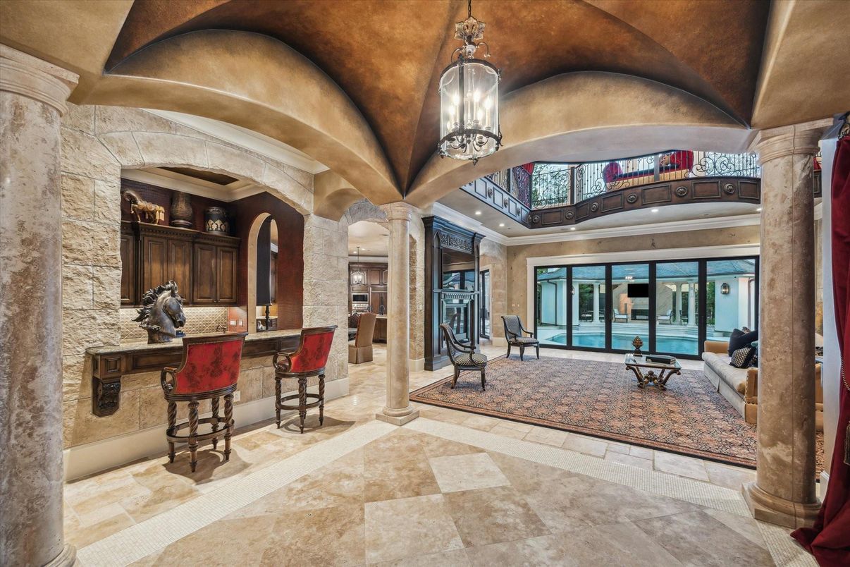 Interior, Pendant Lights, Recessed Lighting, Stone Walls
