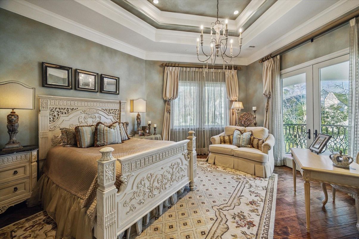 Bedroom, Chandelier, Interior, Recessed Lighting, Wood Texture Flooring