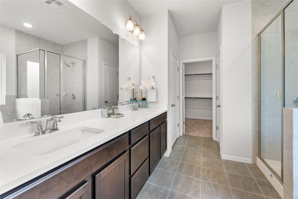 Bathroom, Dual Sink Vanities, Interior, Recessed Lighting, Walk-in Closets