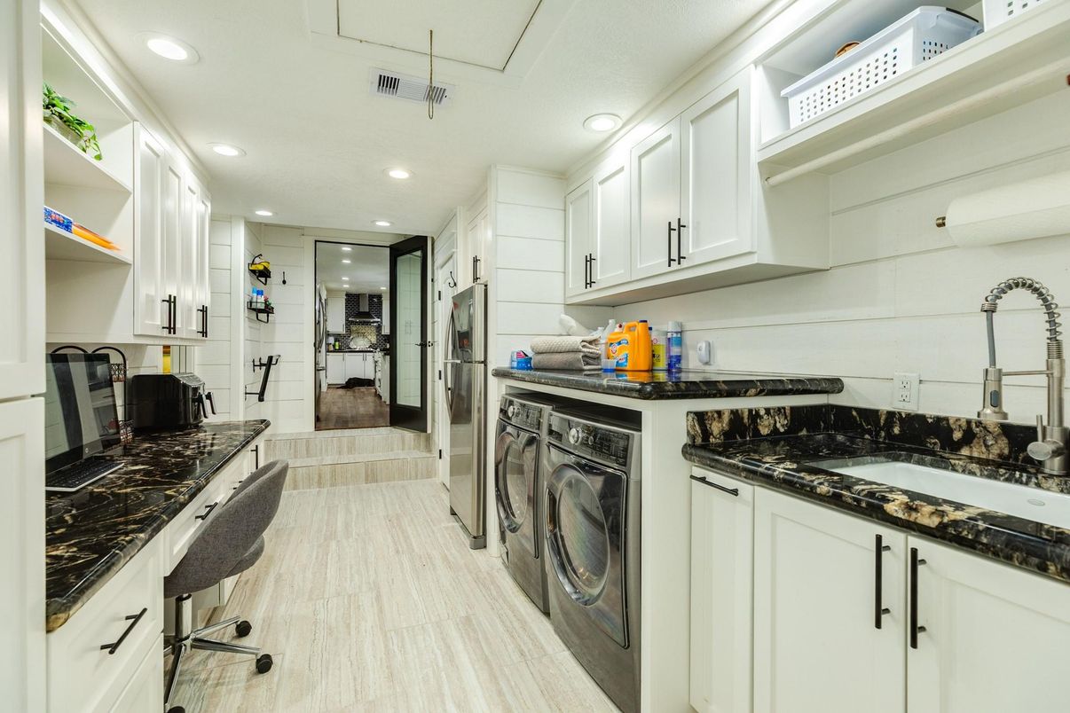 Interior, Recessed Lighting, Washer