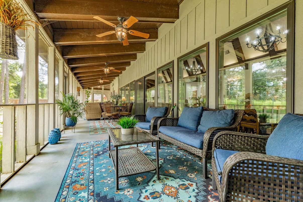 Dining room, Interior, Living room, Sun Room, Wooden Beams