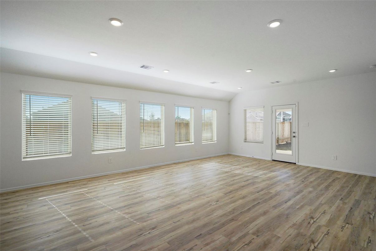 Empty room, Interior, Recessed Lighting, Wood Texture Flooring