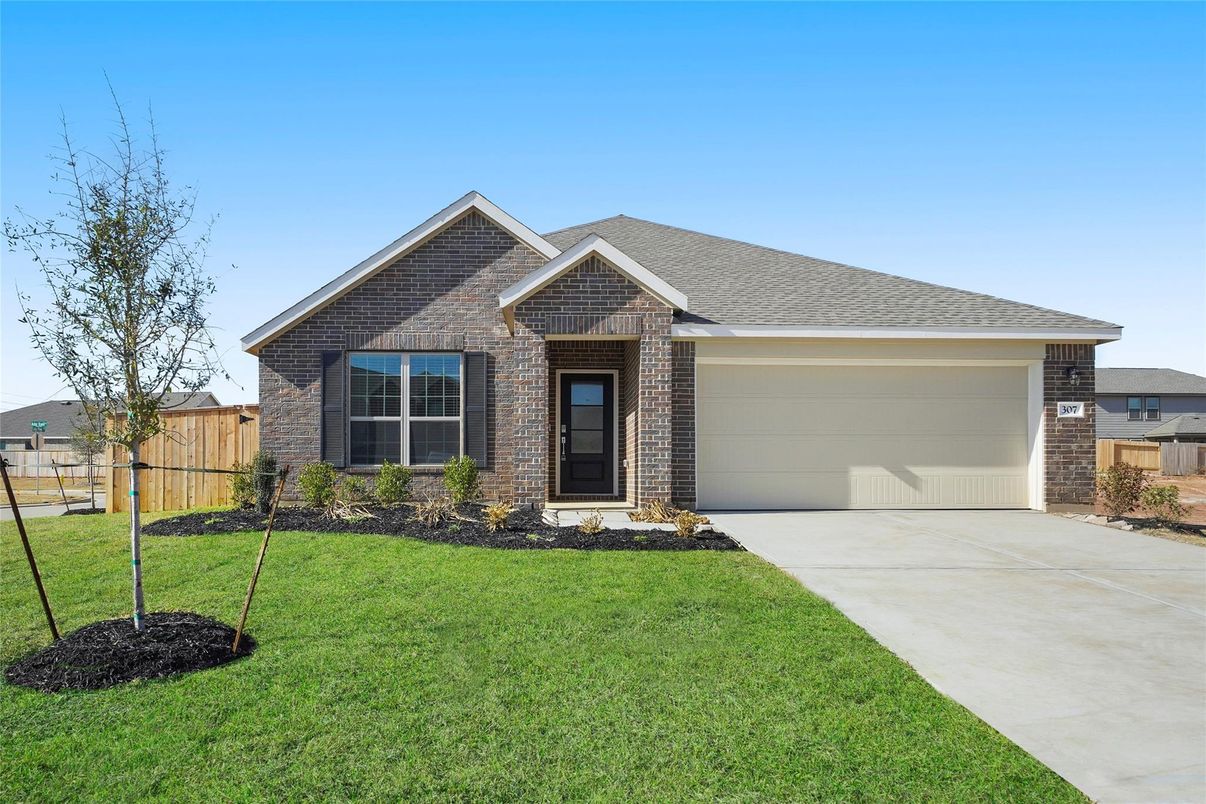 Attached, Exterior, Facade, Brick Facade, Brick Traditional