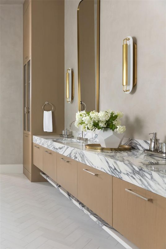 Bathroom, Dual Sink Vanities, Interior, Wood Texture Flooring