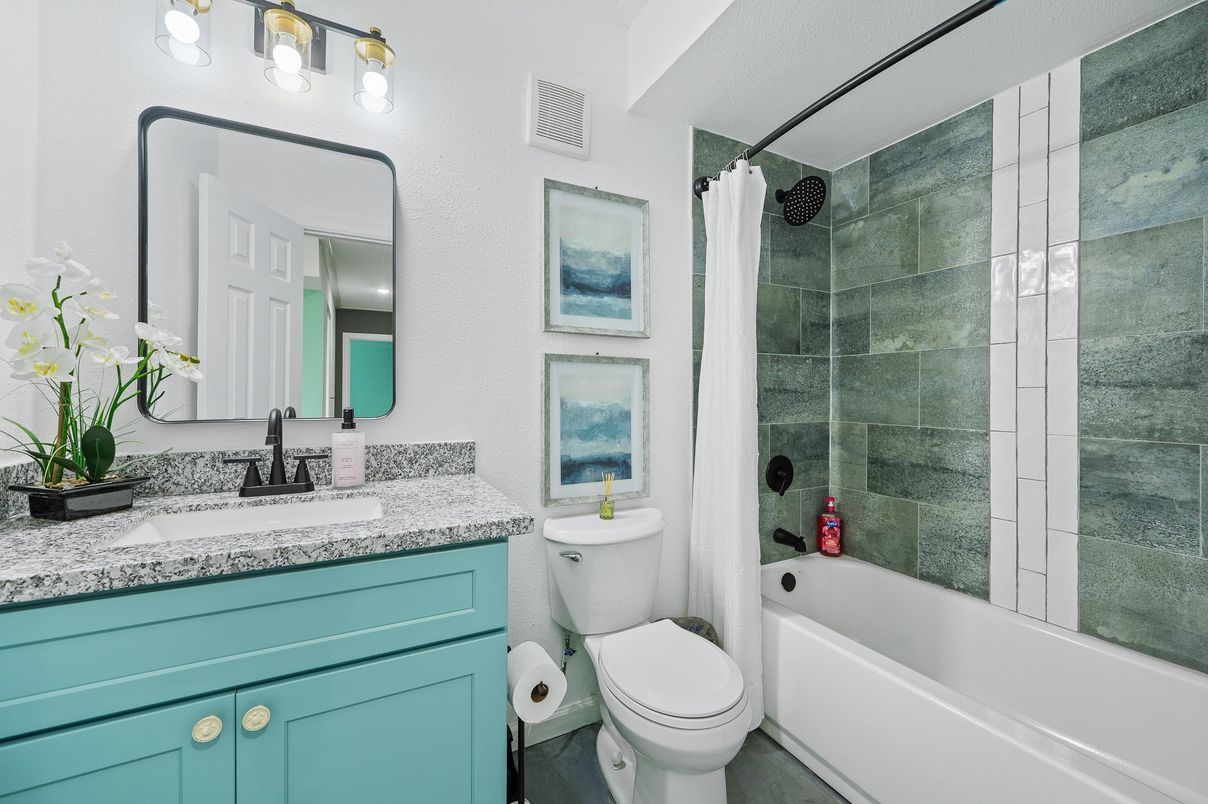 Bathroom, Glass Shower, Interior