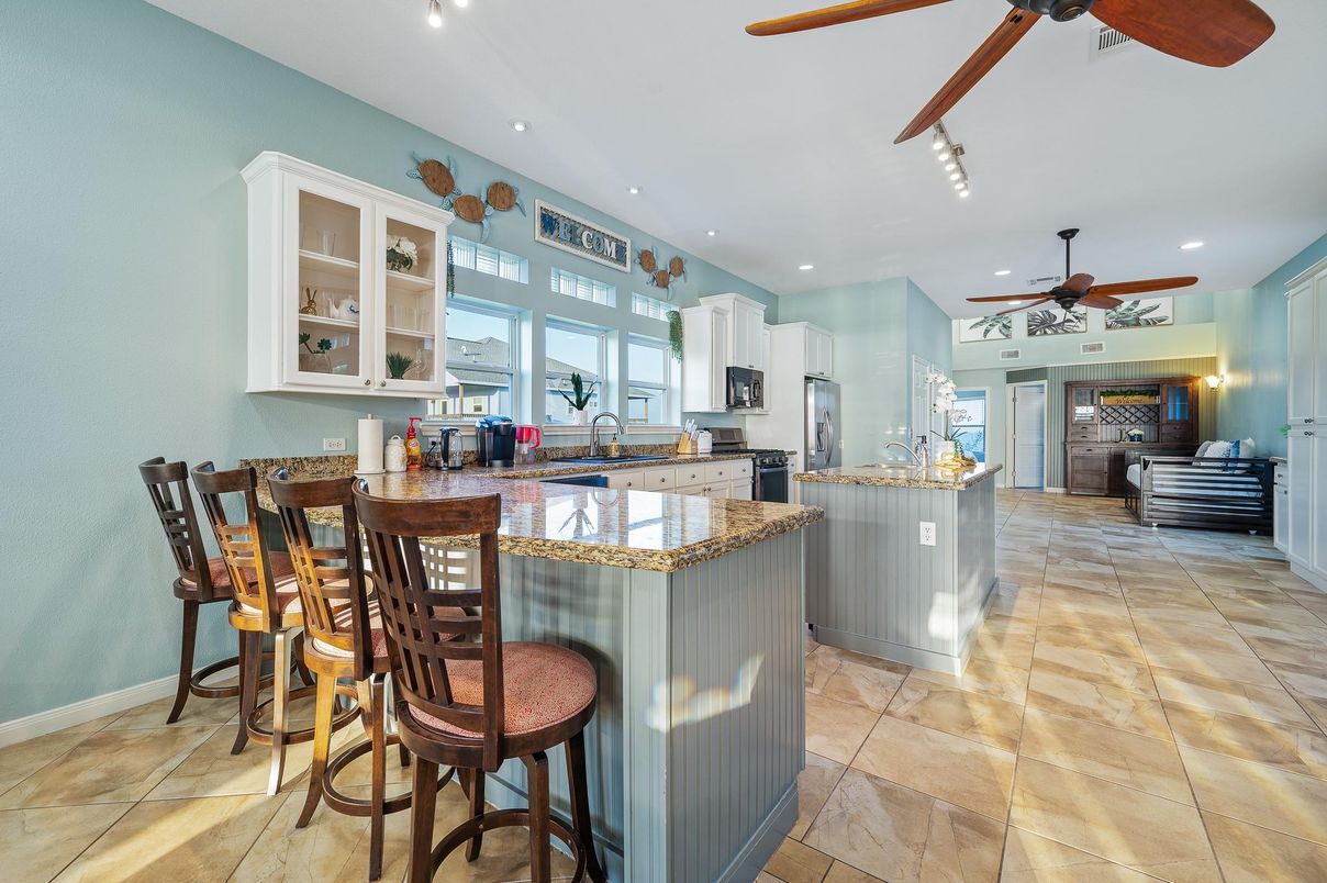 Interior, Kitchen, Recessed Lighting