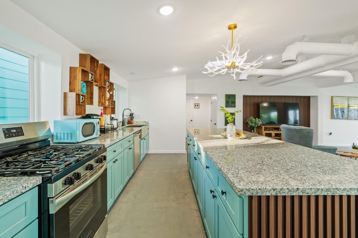 Interior, Kitchen, Pendant Lights, Recessed Lighting, Stainless Steel Appliances