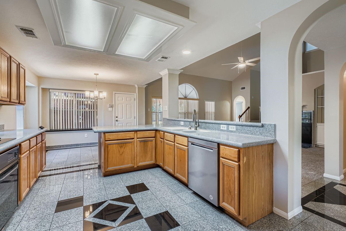 Chandelier, Interior, Kitchen, Recessed Lighting