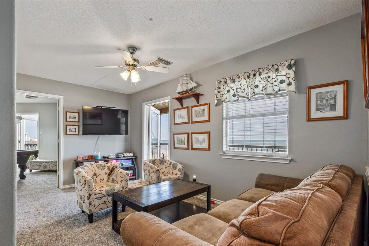 Interior, Living room