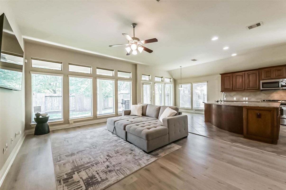 Interior, Kitchen, Living room, Recessed Lighting, Wood Texture Flooring