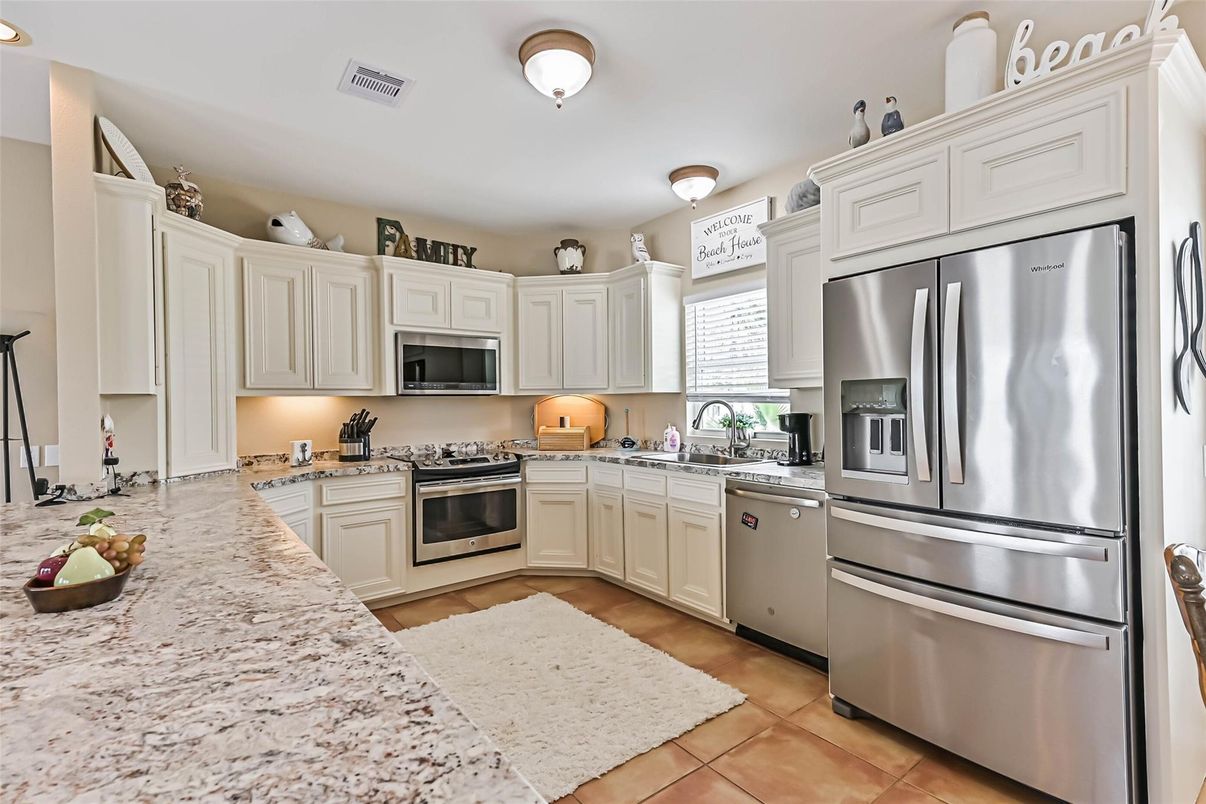 Interior, Kitchen, Stainless Steel Appliances